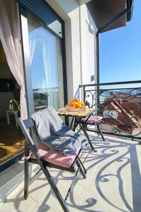 Narcis 17 - Novonamesteni Apartman Sa Prelepim Pogledom Na Tornik Zlatibor Exterior foto